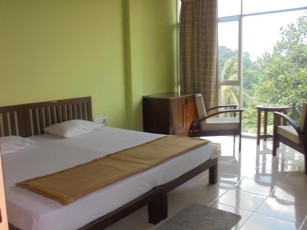 Suisse View Residence Kandy Bagian luar foto