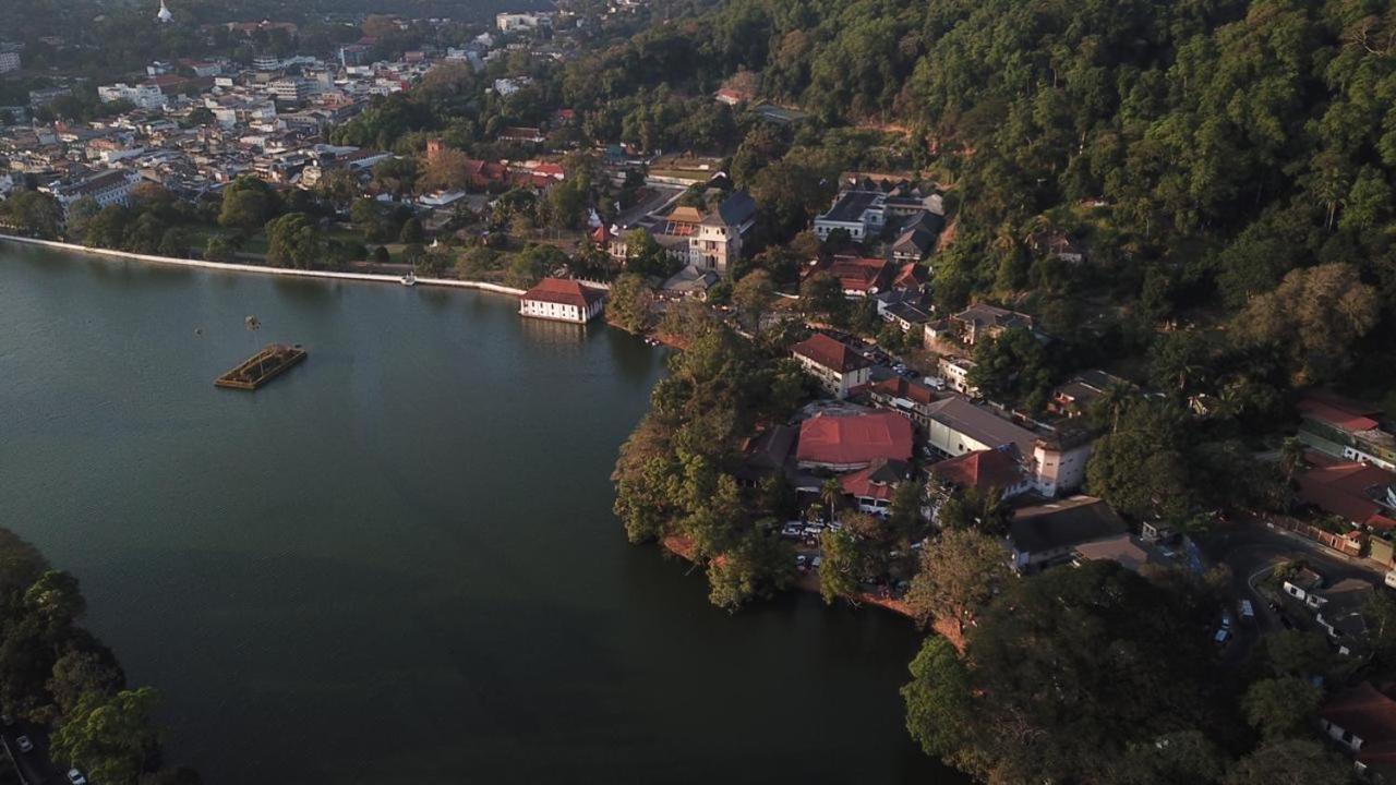 Suisse View Residence Kandy Bagian luar foto