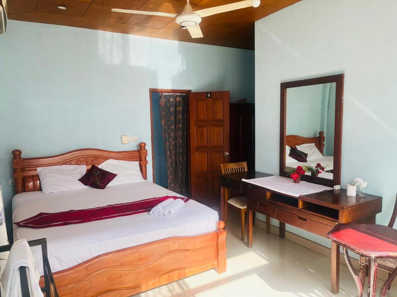 Suisse View Residence Kandy Bagian luar foto