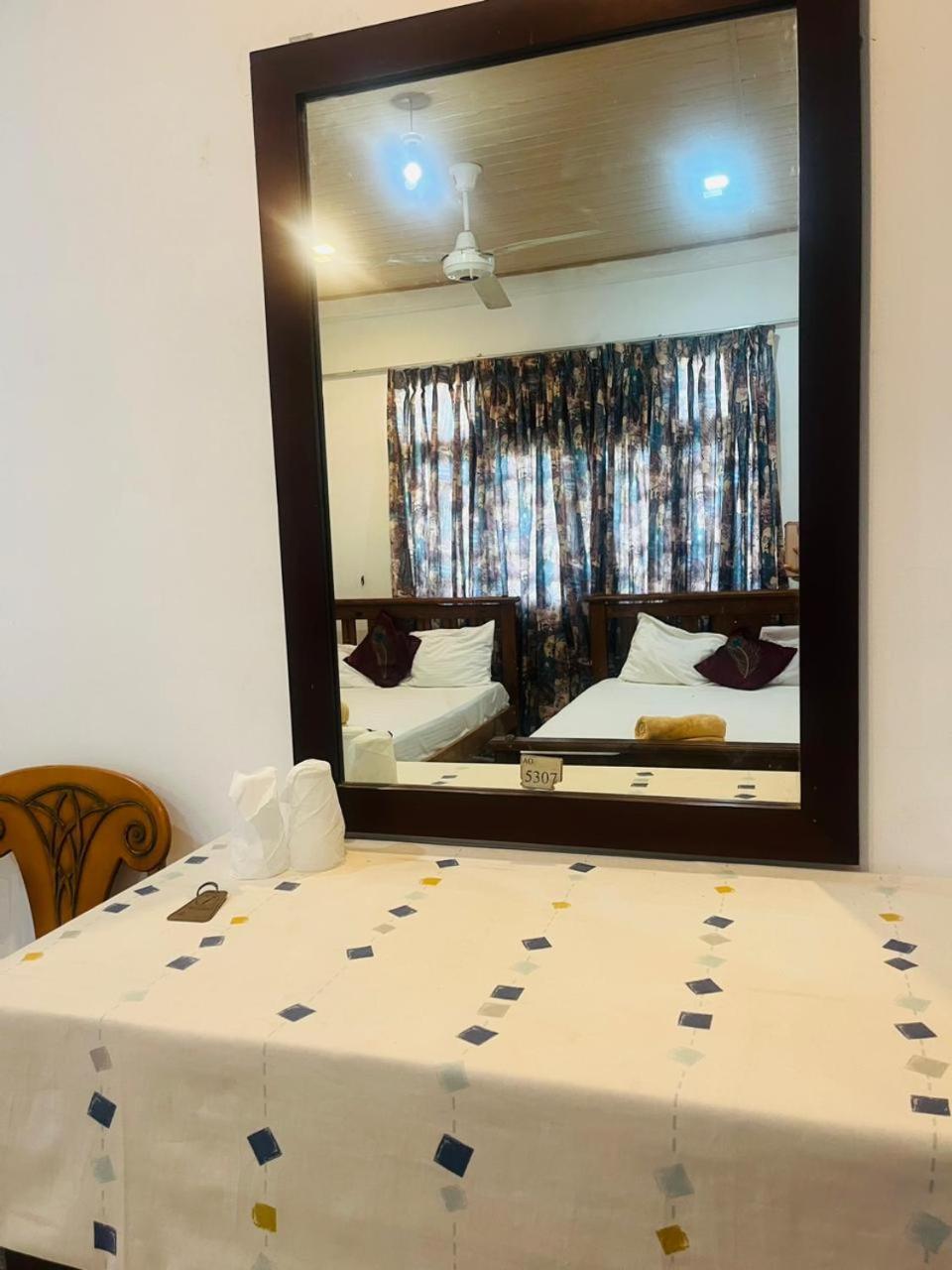 Suisse View Residence Kandy Bagian luar foto